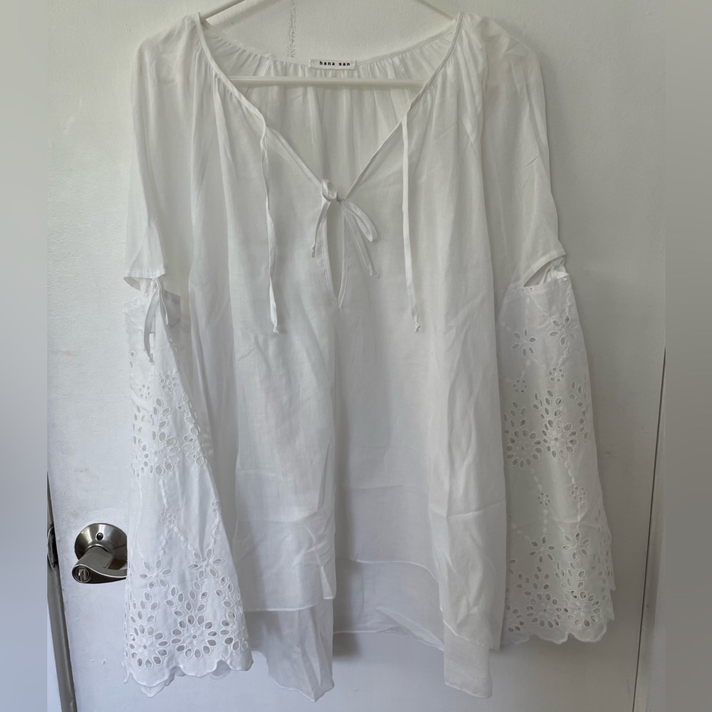 Hana San white cover up
